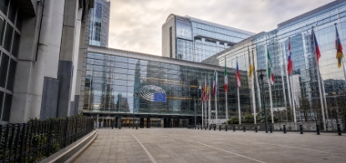 Parlamento Europeu aprova primeira etapa do euro digital